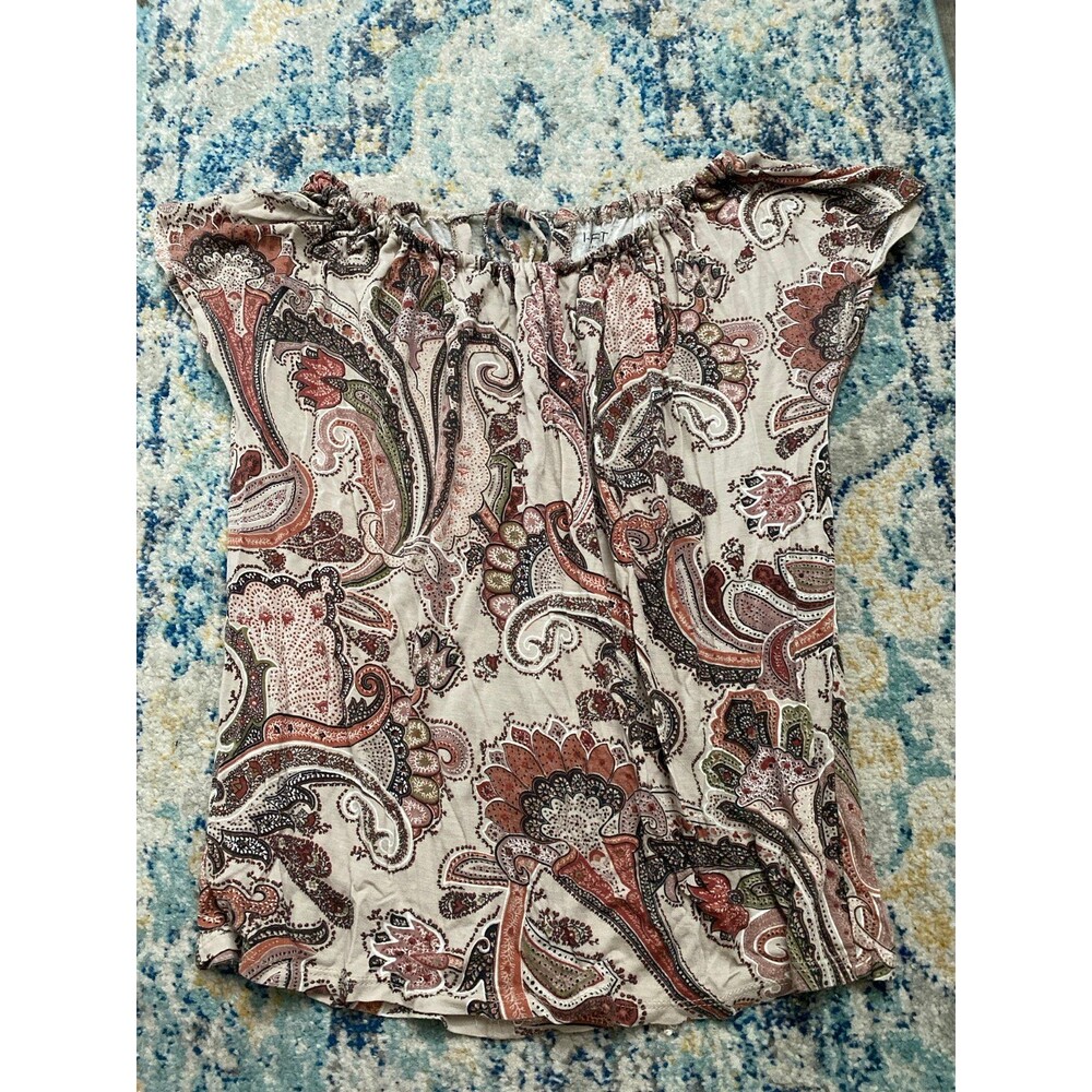 Cap sleeve paisley print shirt